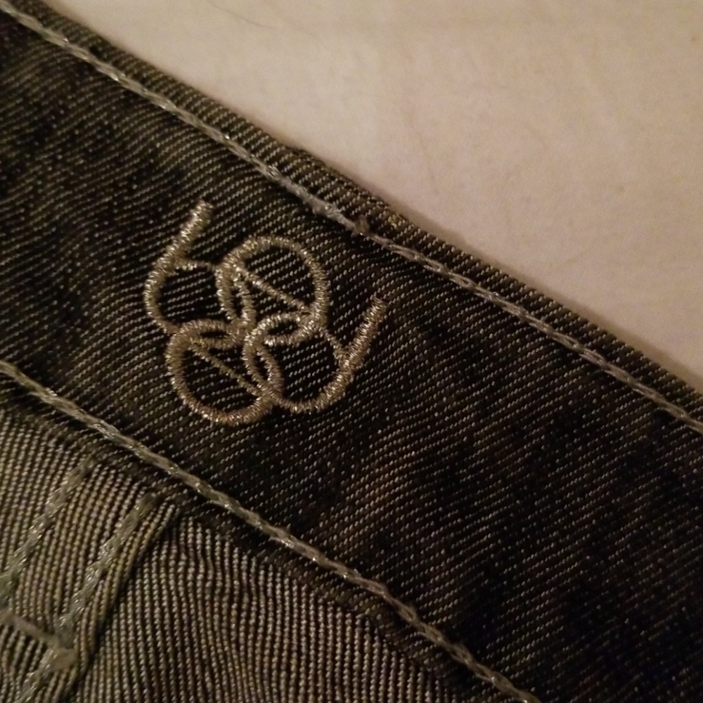 Slim Jean - Picture 2 of 6